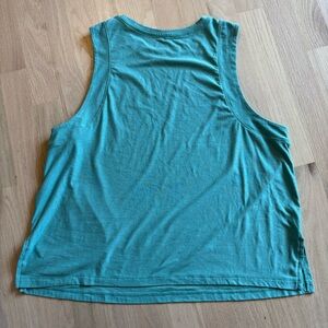 Old Navy Active Turquoise Tee